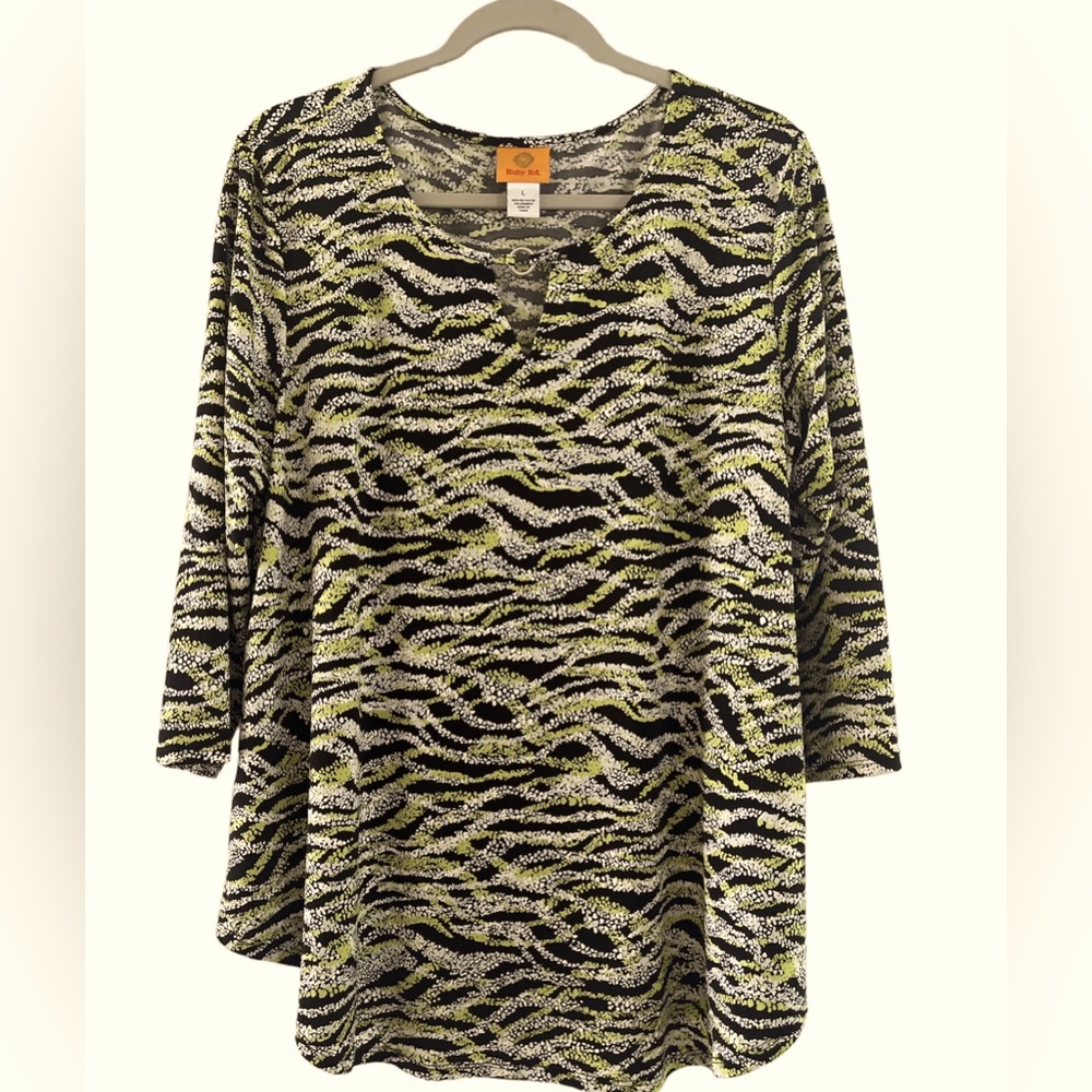 EUC Women’s Ruby Rd. Animal Print Lime Green/Black/White Top Size L